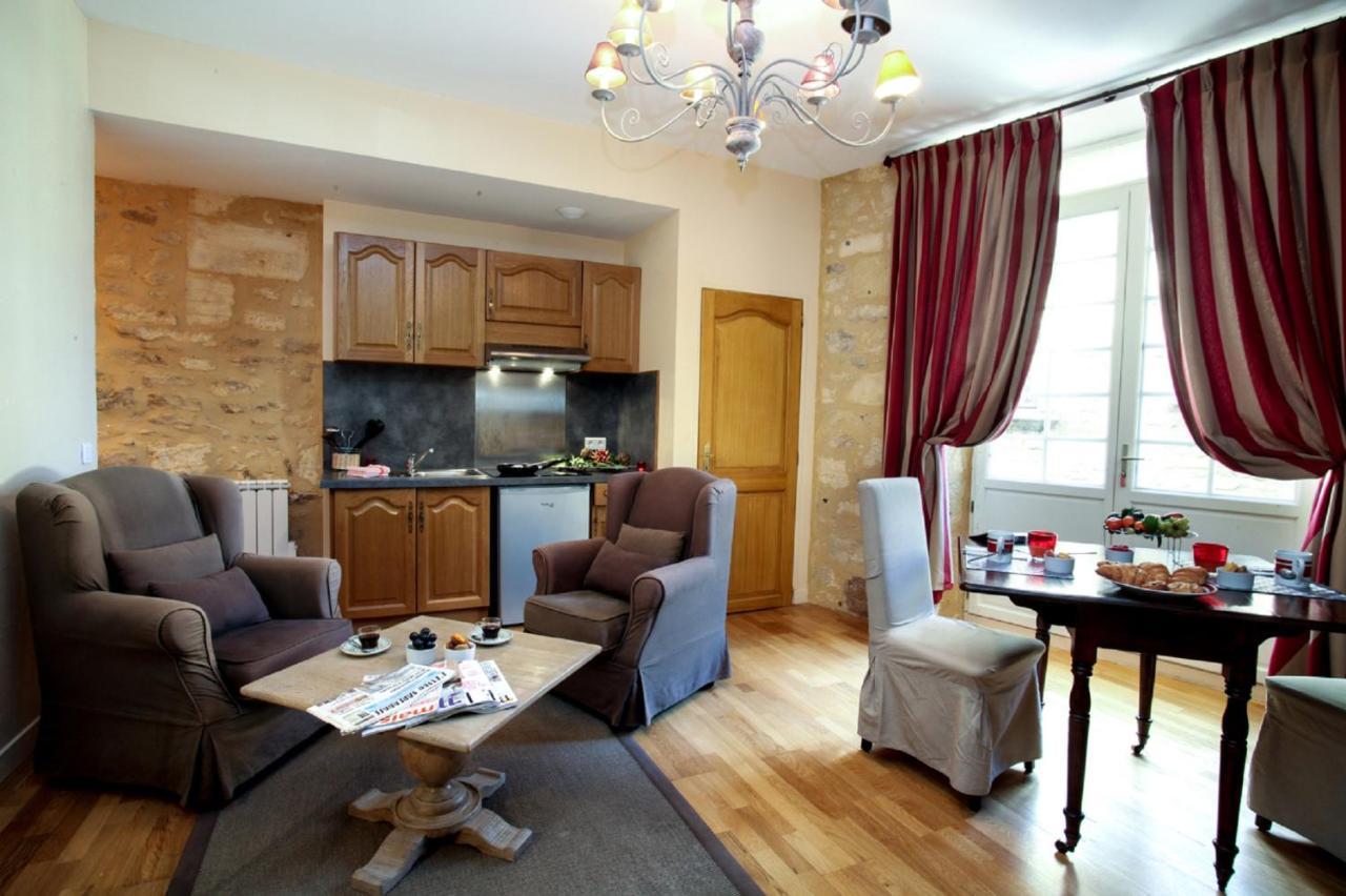 In Sarlat Luxury Rentals, Medieval Center - Maison Fenelon Exterior photo
